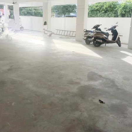 Sai Durga Banquet Hall And Ac Rooms Tirupati Exterior photo